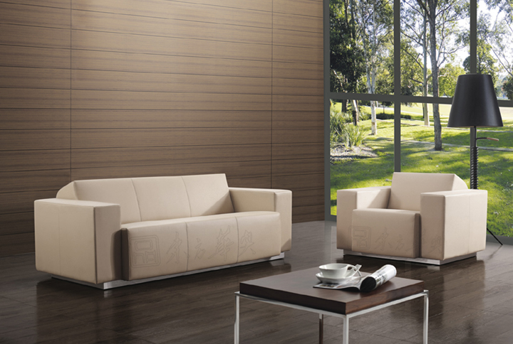 現(xiàn)代真皮沙發(fā)