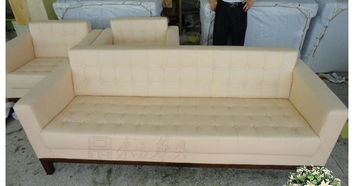 辦公沙發(fā)|現(xiàn)代真皮沙發(fā)|辦公家具|現(xiàn)代真皮沙發(fā)