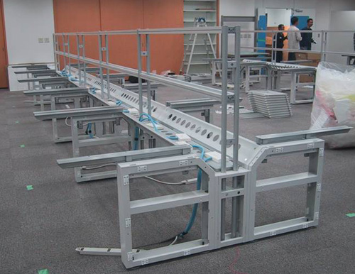 金融交易臺(tái)